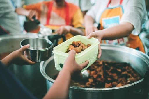Why Providing Free Meals Is a Powerful Form of Sadaqah and Social Service